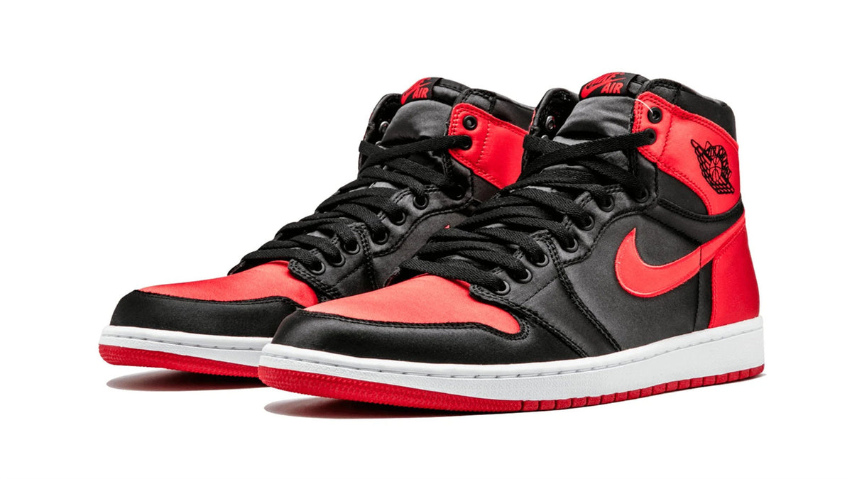 AIR JORDAN 1 RETRO HIGH OG SE "Satin"