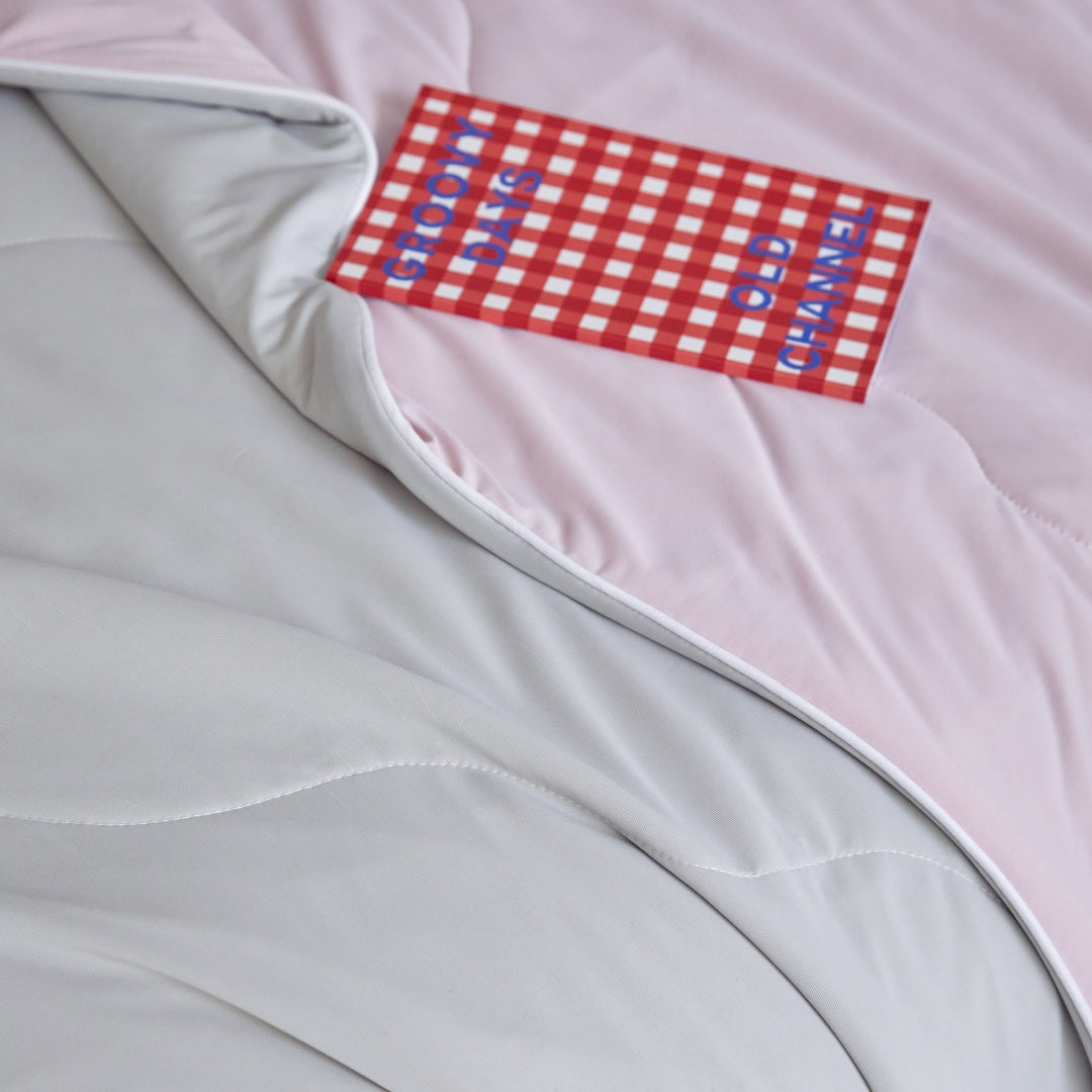 Reversible Cooling Summer Quilt