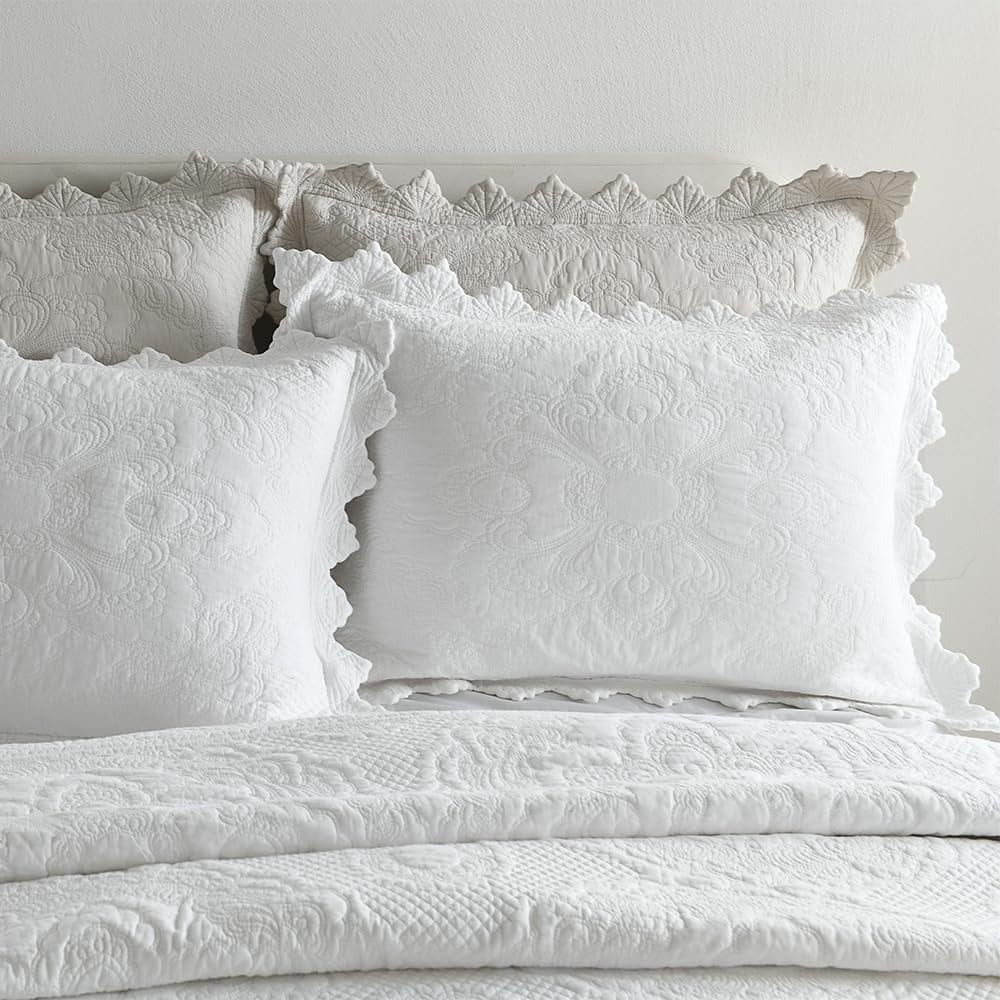 3-Piece Cotton Quilt Set – Reversible Embossed Floral, White, King